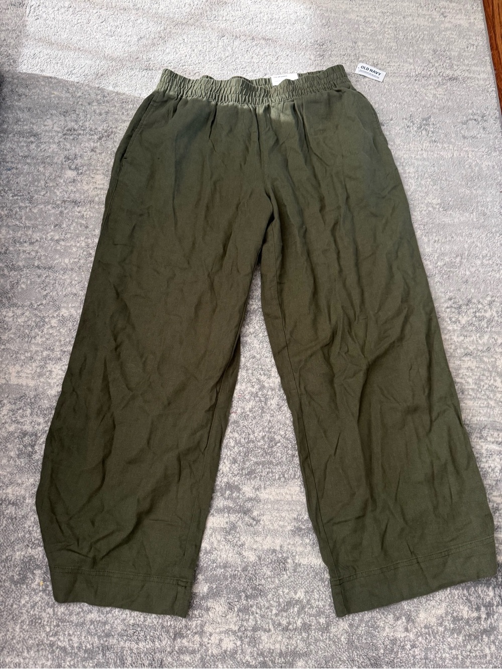 NWT Old Navy Wide Leg Pants